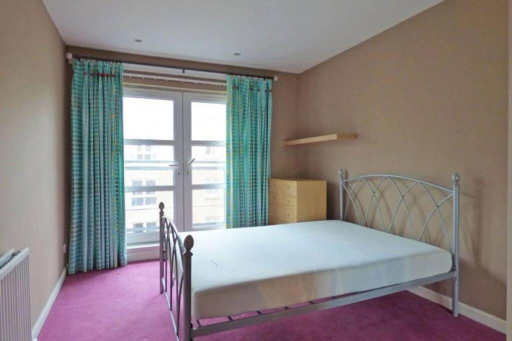 Comfortable, Self Contained 2 Double Beds Town Apartment Near Pittodrie Stadium Aberdeen Buitenkant foto